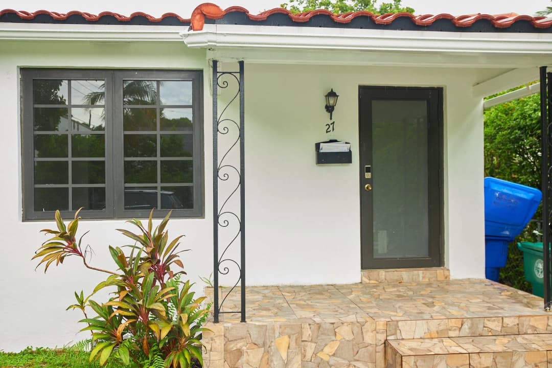 25 Ne 43rd Street, Miami, Florida 33137